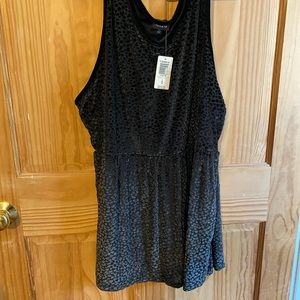 Torrid 5x black velvet print tank with elastic empire waist NWT